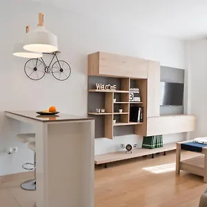 Luz Y Tranquilidad En El Casco Histórico - Parking Gratis Apartamento Sevilla